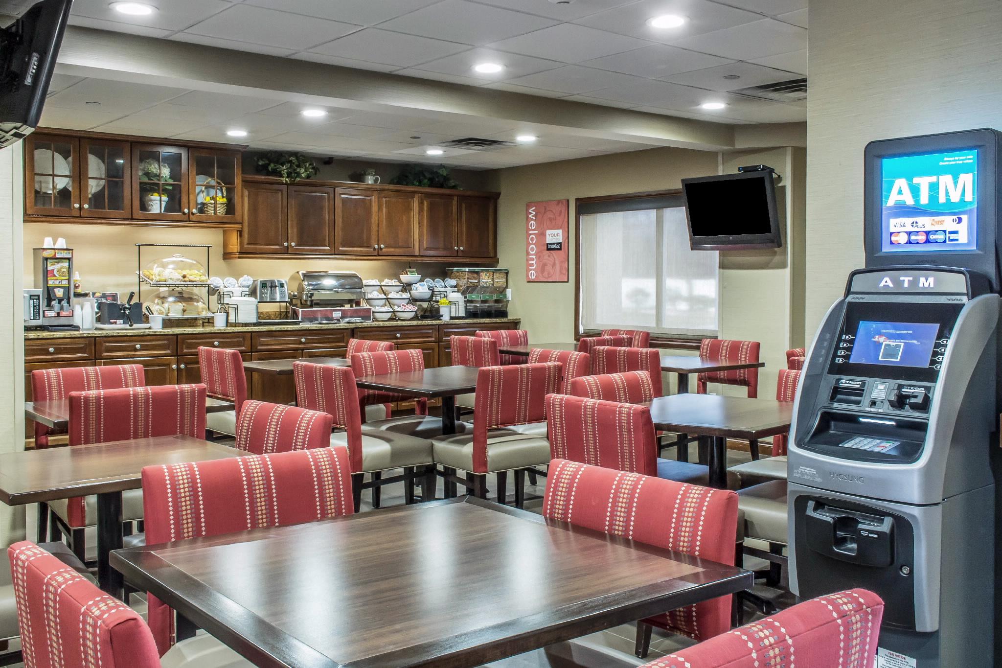 Comfort Inn Medford-Long Island エクステリア 写真