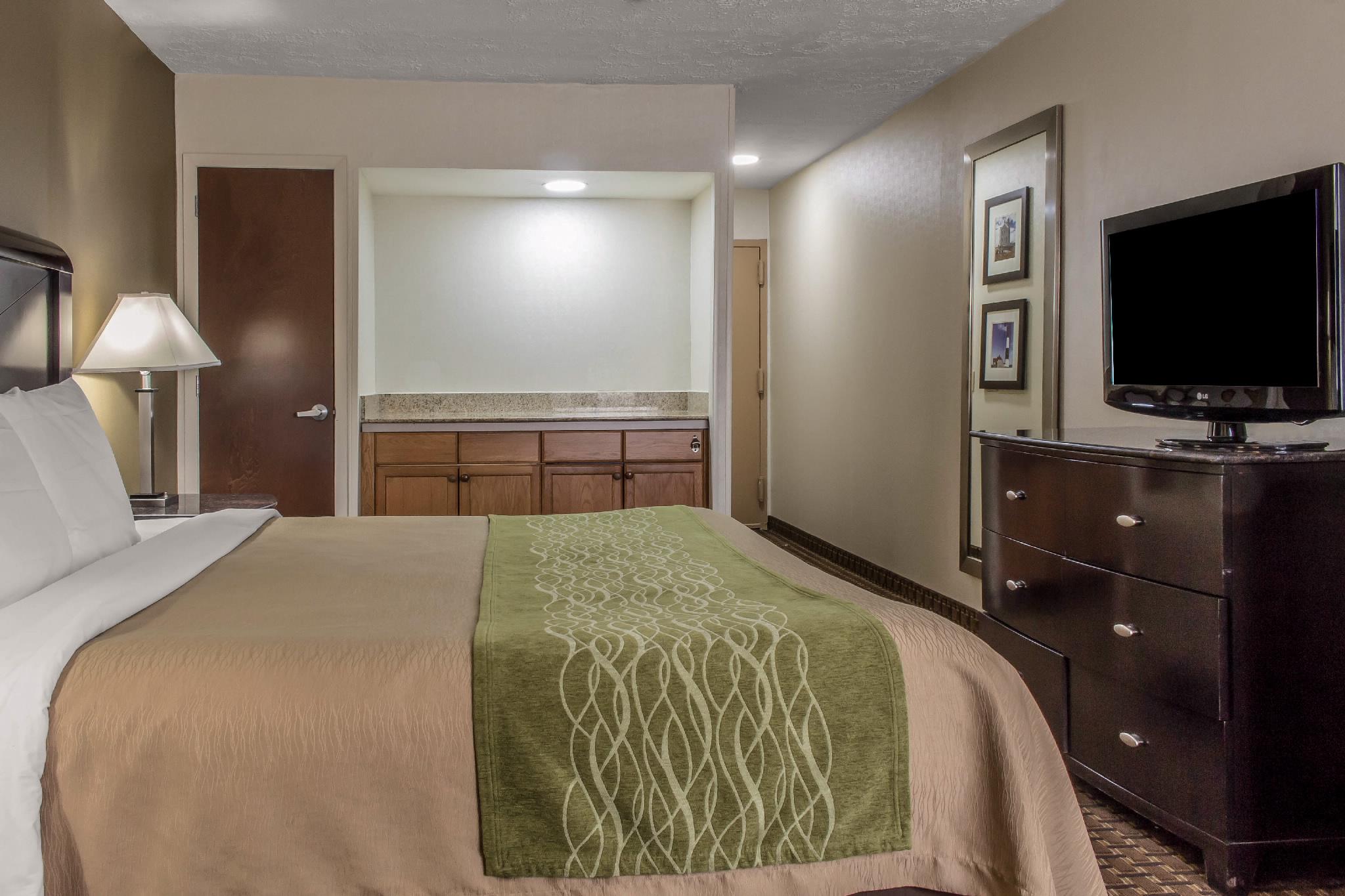 Comfort Inn Medford-Long Island エクステリア 写真