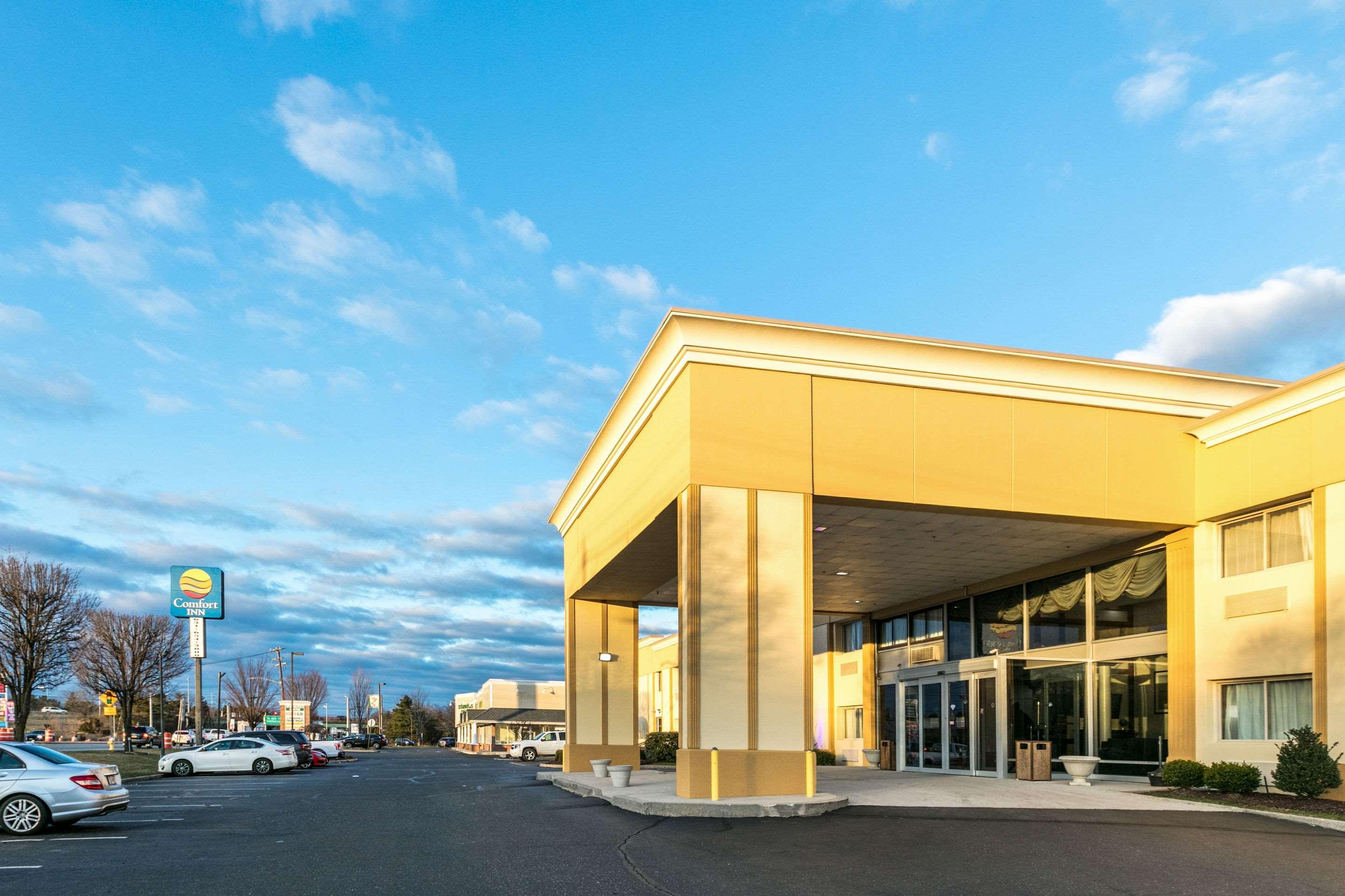 Comfort Inn Medford-Long Island エクステリア 写真