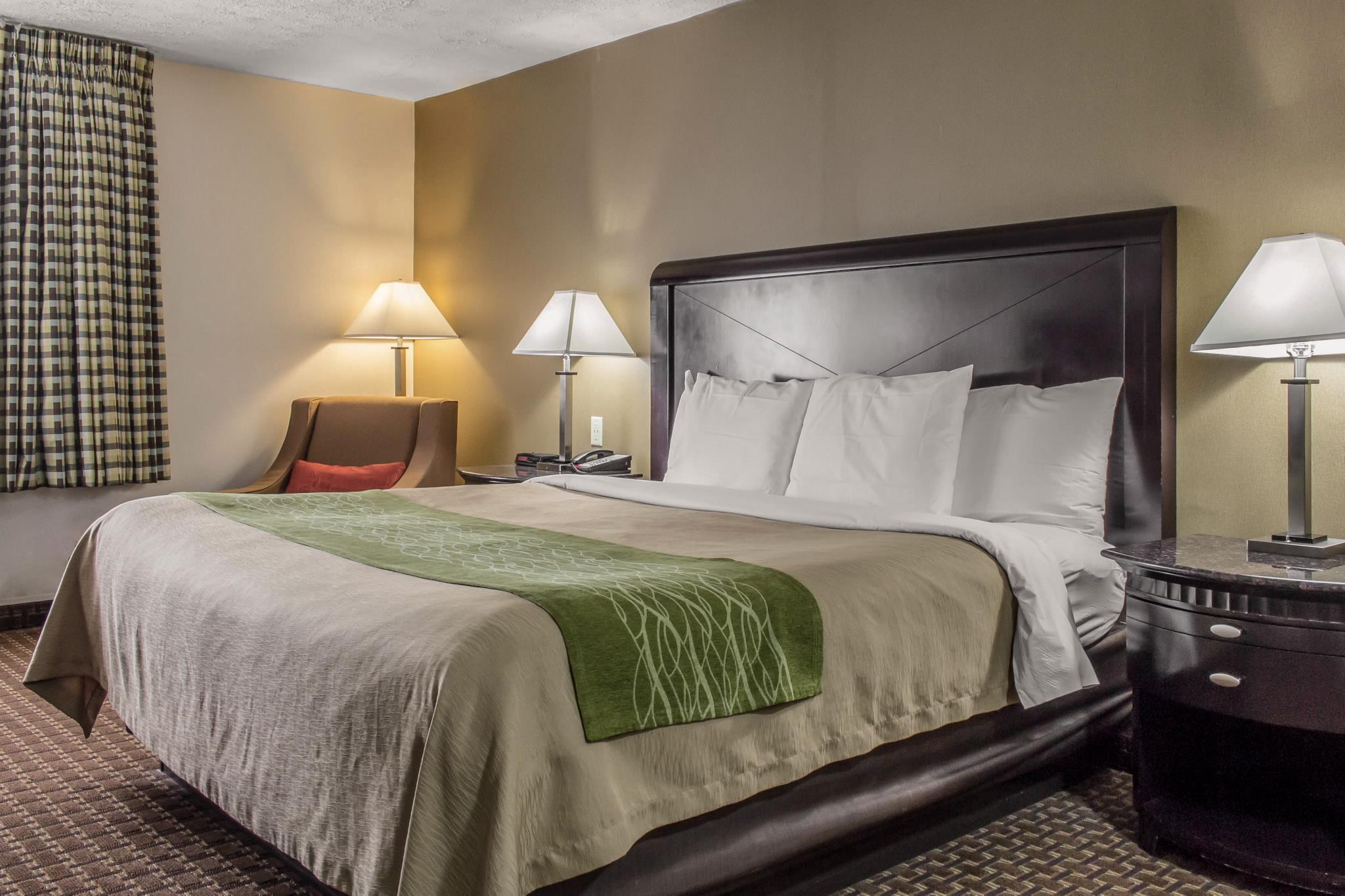 Comfort Inn Medford-Long Island エクステリア 写真