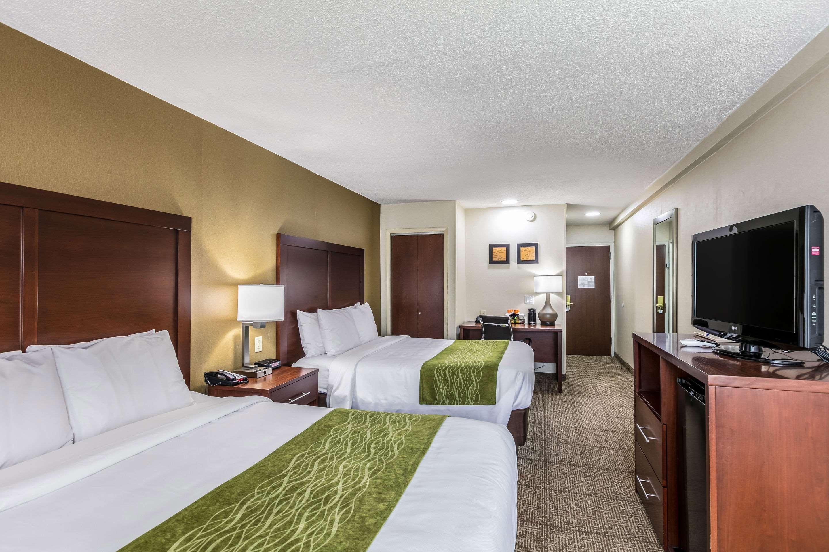 Comfort Inn Medford-Long Island エクステリア 写真
