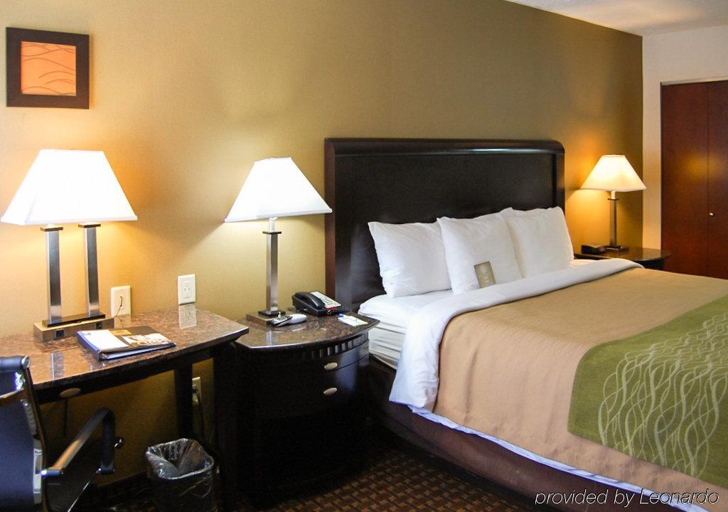Comfort Inn Medford-Long Island エクステリア 写真